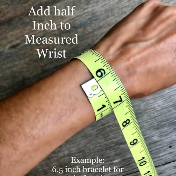 Pink Beaded Bracelet, Charm Bracelet, Fashion Jewelry - Picture 8 of 8